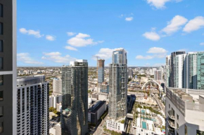 48Flr Condo w Great Dtwn Views